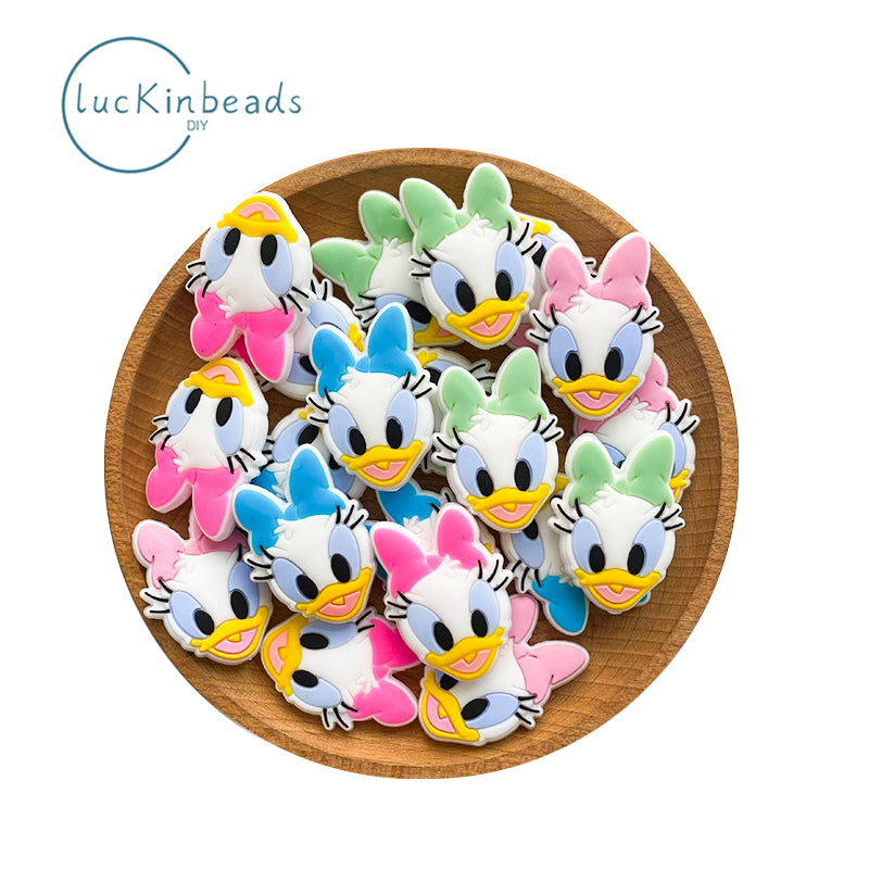 Women duck Focus beads